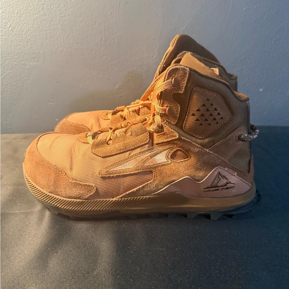 Altra lone peak Women's Brown hiking Boots